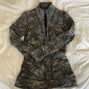 Lululemon half zip pullover